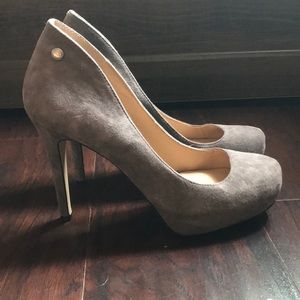BCBG heels